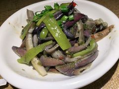 -渝信川菜 · 川味家常菜(长安店)