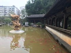 -绳金塔