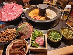 -晓宇重庆火锅(西安荟聚店)