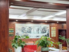 -余家庄肥肠鱼地方汤锅(银杏大道店)
