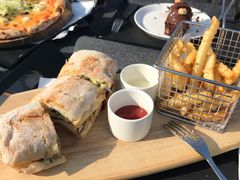 -Cafe Aewol Monsant