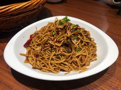-董厨煨汤馆(车站路店)