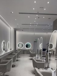 -Meng Lang 梦郎白金店