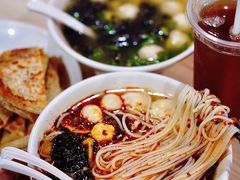 -老滕家过桥米线(金鱼胡同店)