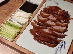 HW三少烤鸭-娄三少春饼·烤鸭(合生汇购物中心店)