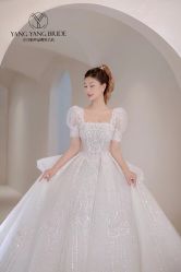 -洋洋婚纱品牌集合店
