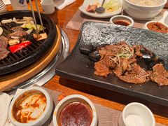 -萨拉伯尔(燕莎友谊商城店)