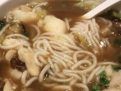 -渝是乎酸菜鱼·川渝小炒(新世界百货望京店)
