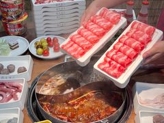 -来龍儿鲜切牛肉自助老火锅