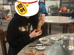 -四川小胡子海鲜(丁村万人海鲜广场店)