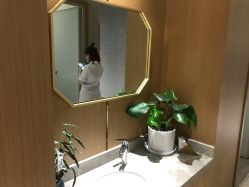 -苑苑vbeauty科技美容SPA