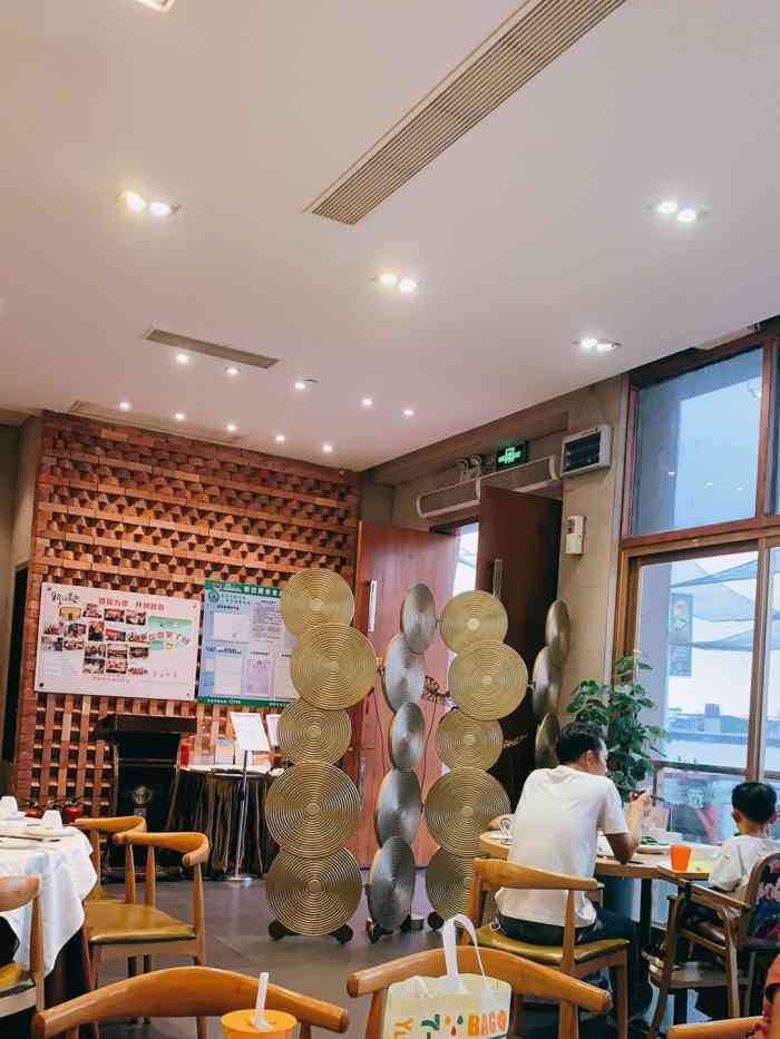 娱筷食堂-"在顺德渔人码头闲庭漫步,吹吹风拍拍照,不.