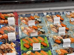 -盒马鲜生(丁香国际店)