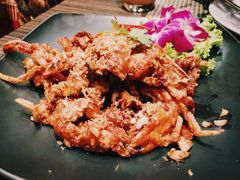 黑椒蒜香软壳蟹-Ruen Urai