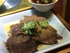 小二上牛肉-窄巷子陕菜馆·地道陕西菜(粉巷店)