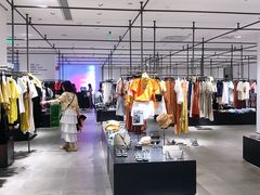 -URBAN REVIVO(荟聚中心店)