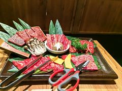 -炼火烤肉店