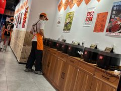 -荆九爷爆炒桥头三嫩(云南北路店)