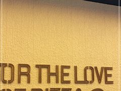 -必胜客(WOW中心城店)