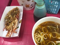 -六合夜市