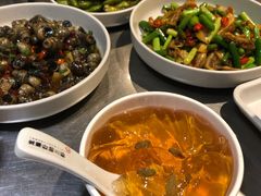 -龙巢盱眙龙虾·牛蛙·烧烤宵夜(八卦岭店)