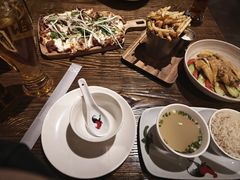 -The BREW·酿餐厅(浦东嘉里大酒店)