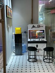 -老男孩男士理容馆·理发·烫染·修面