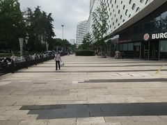 -宝龙城(杭州滨江店)