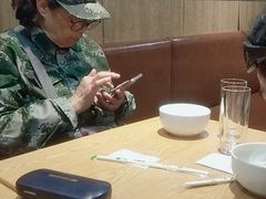 -三好食堂(煎饺·馄饨·肉饼米线·盛世广场店)