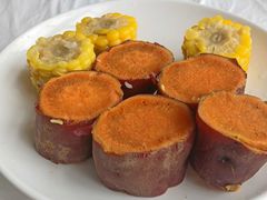 -红栌温泉山庄生态美食餐厅