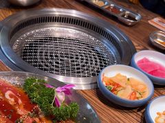 -明洞阿姨·韩式酱蟹烤肉·创意料理(三元桥店)