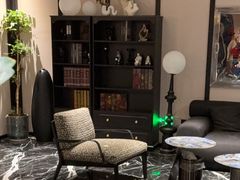 -万泊酒店(长沙五一广场国金中心店)