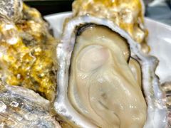 压锅生蚝-雪熊哈尔滨烧烤·精酿啤酒·砂锅(中央胜境店)