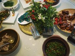 -五谷芳乳鸽王(海景店)