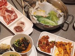 -黑金·寻焰自助百汇·烤肉·火锅(中街店)