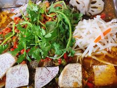 -正宗南铁拉叔沙煲螺·烧烤·秘制靓粥(南铁总店)