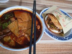 -老字号杨坡红油米线腊汁肉夹馍(东四道巷店)