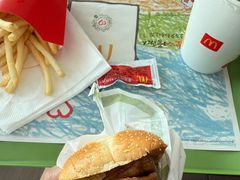 -麦当劳(新天地得来速店)