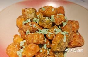 Yunnan Buddha's Hand Pumpkin with Salted Egg Yolk