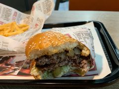 -The Habit Burger Grill 哈比特汉堡(复兴soho店)