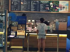 -星巴克臻选(周浦万达店)