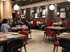 大堂-必胜客(新中纬店)