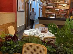 -围龙屋客家食府(福田店)