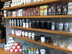 零售区-星巴克臻选(成都太古里店)