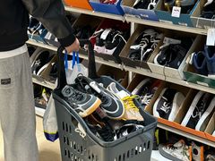 -BIGOFFS 超级折扣(仁恒伊势丹店)