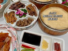 -梅利汴京烤鸭•开封豫菜地标店(东大街店)