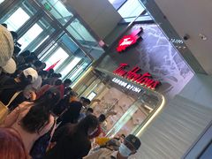 等位区-Tims天好咖啡(河西万象城店)