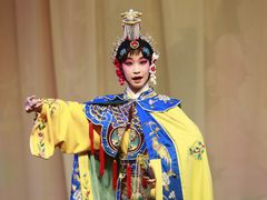 -艺桐年艺术培训中心