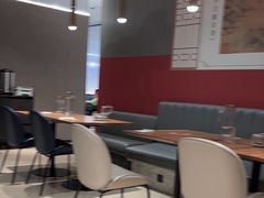-必胜客(华邦银泰店)