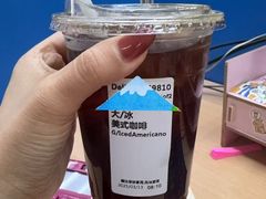 -星巴克(北京枫尚奥莱店)